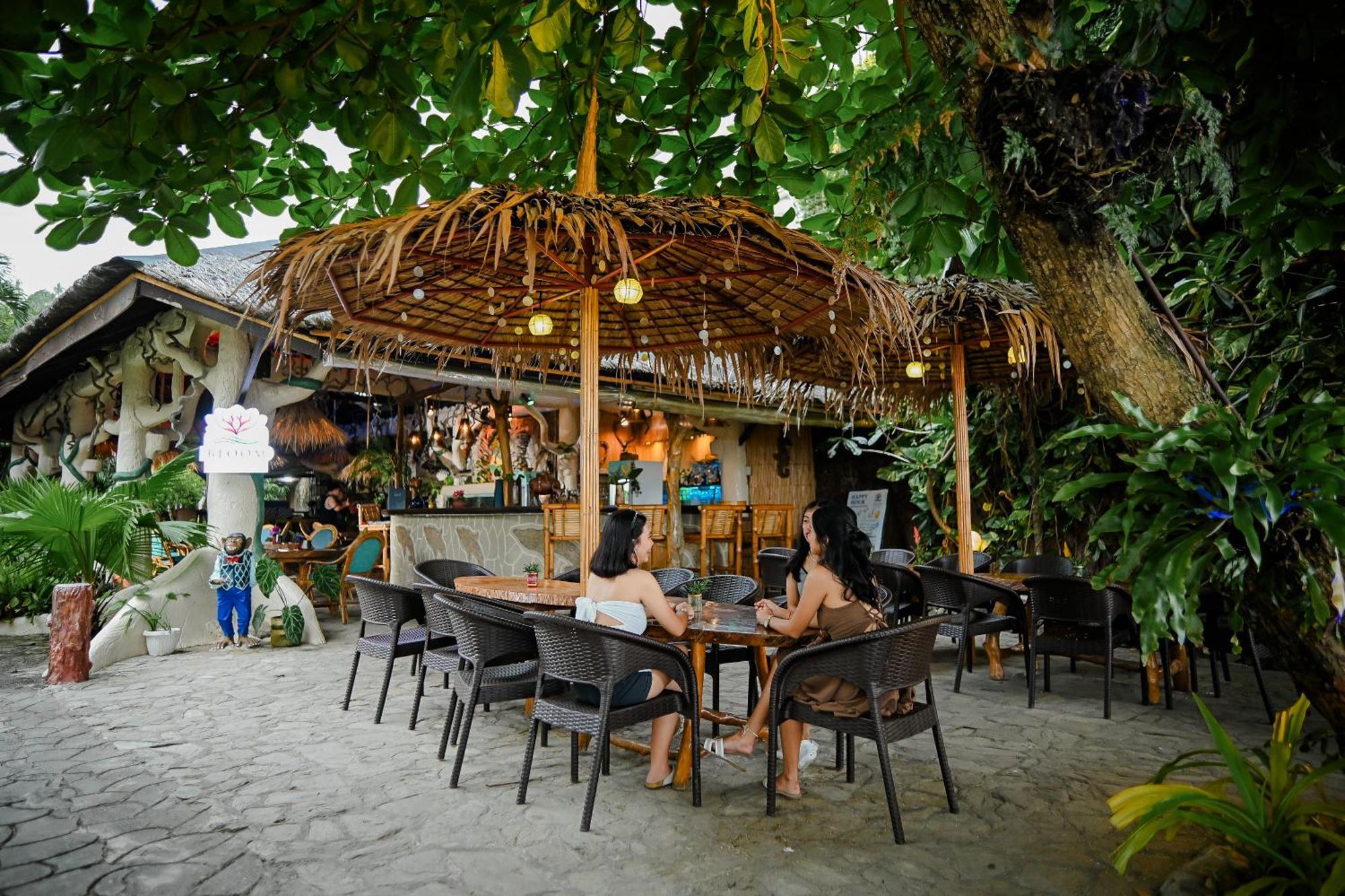 Garden Of Eden Dive Resort Пуерто-Галера Екстер'єр фото